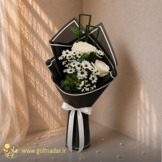 دسته گل رز سفید